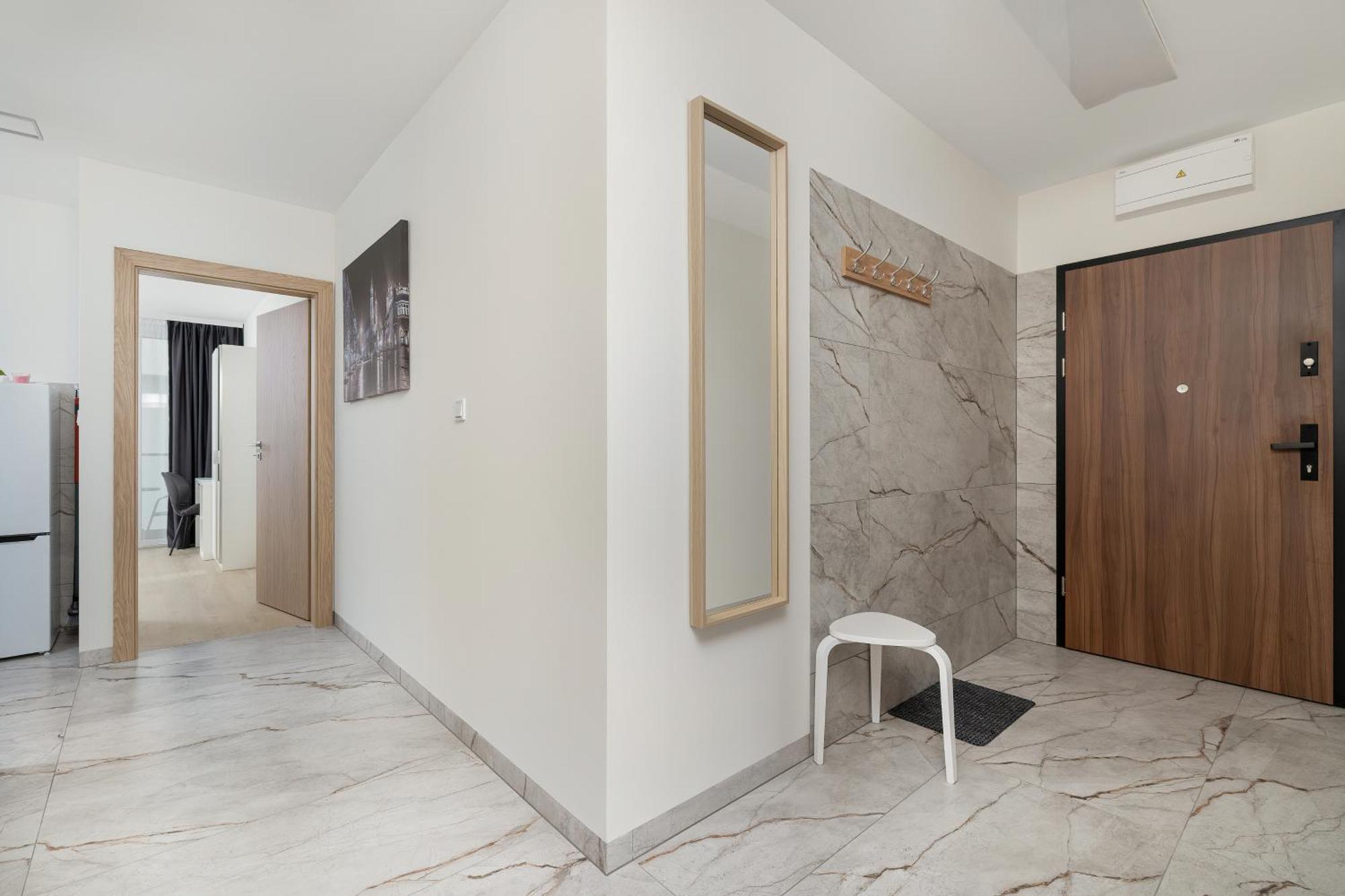 Cozy Apartments Laszkiewicza With Parking By Noclegi Renters Красков Екстериор снимка