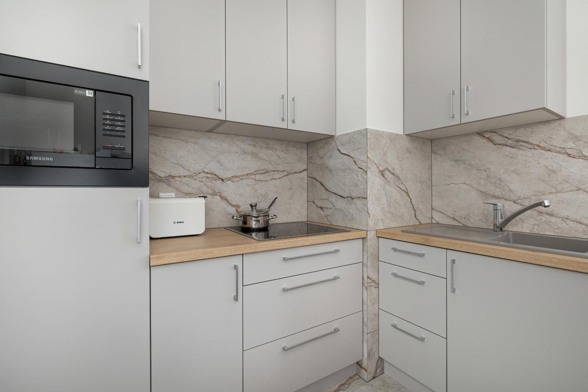 Cozy Apartments Laszkiewicza With Parking By Noclegi Renters Красков Екстериор снимка