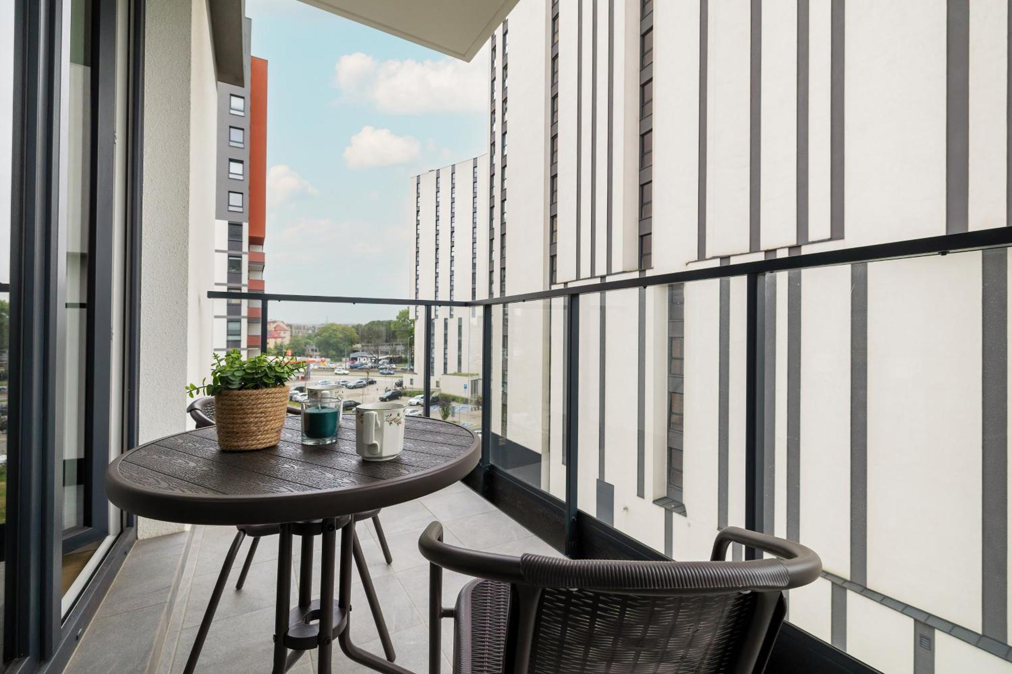 Cozy Apartments Laszkiewicza With Parking By Noclegi Renters Красков Екстериор снимка