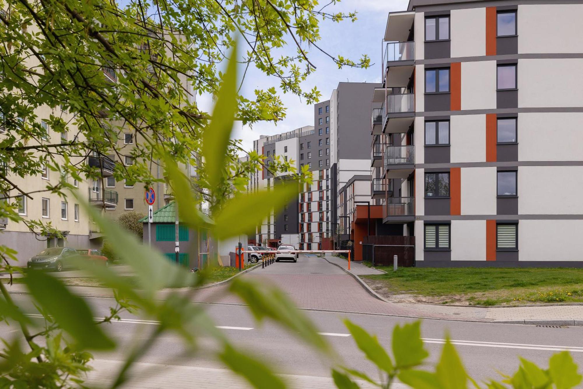 Cozy Apartments Laszkiewicza With Parking By Noclegi Renters Красков Екстериор снимка
